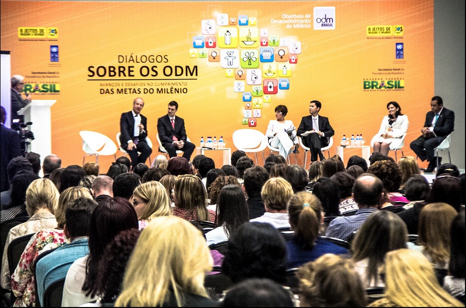Diálogos sobre a ODM ( foto 1)