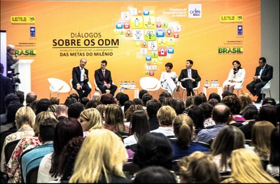 Diálogos sobre a ODM ( foto 1)