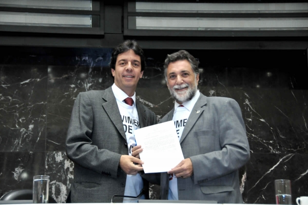 11.06.2013 - Assembleia de Minas lança movimento por mais qualidade de vida para idosos