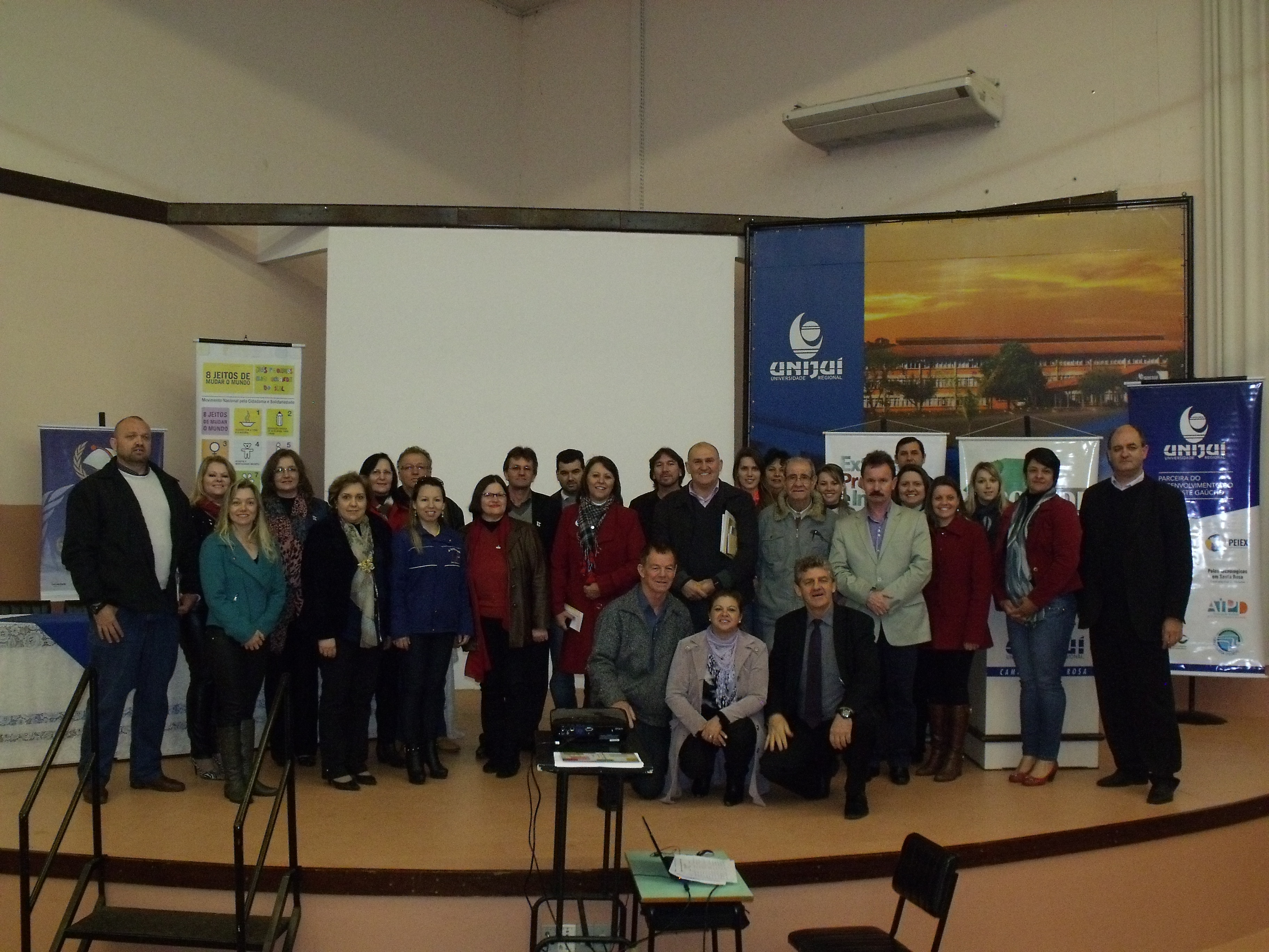 02.10.2013 - Seminário sobre os Objetivos do Milênio propõe municipalização das ações na Fronteira Noroeste do RS 