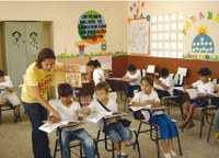 ESTRATÉGIAS PARA ELEVAÇÃO DA PROFICIÊNCIA DA LÍNGUA PORTUGUESA E MATEMÁTICA NAS SÉRIES INICIAIS DO ENSINO FUNDAMENTAL