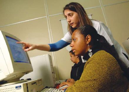 INCLUSÃO SOCIAL E PROFISSIONAL DE PESSOA COM DEFICIÊNCIA