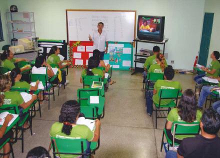PROGRAMA DE FORMAÇÃO E VALORIZAÇÃO DE PROFISSIONAIS DA EDUCAÇÃO(PROFORMAR)