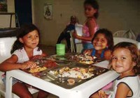 COZINHA COMUNITÁRIA - NUTRIÇÃO À MESA