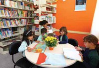 REDE MUNICIPAL DE BIBLIOTECAS ESCOLARES DE CURITIBA